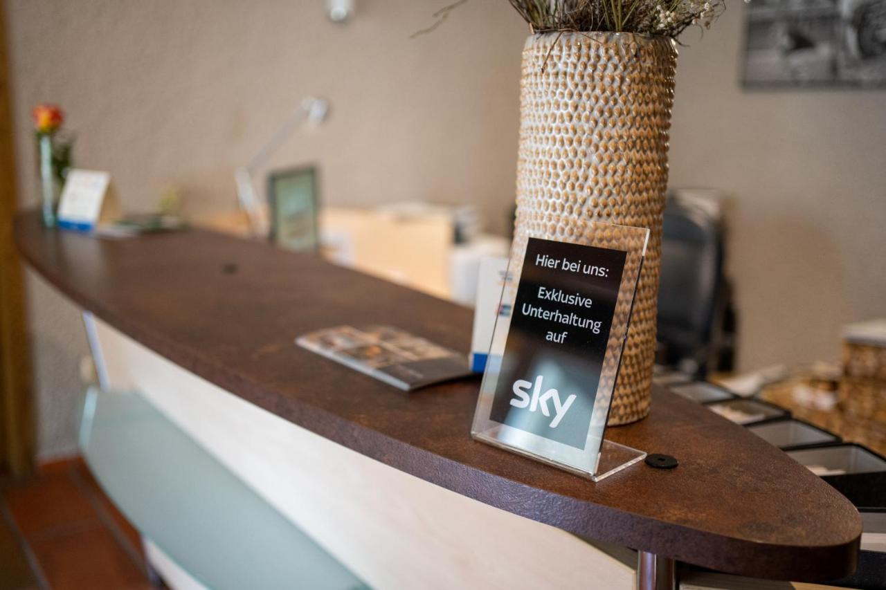 Hotel Fronhof Mettendorf ภายนอก รูปภาพ