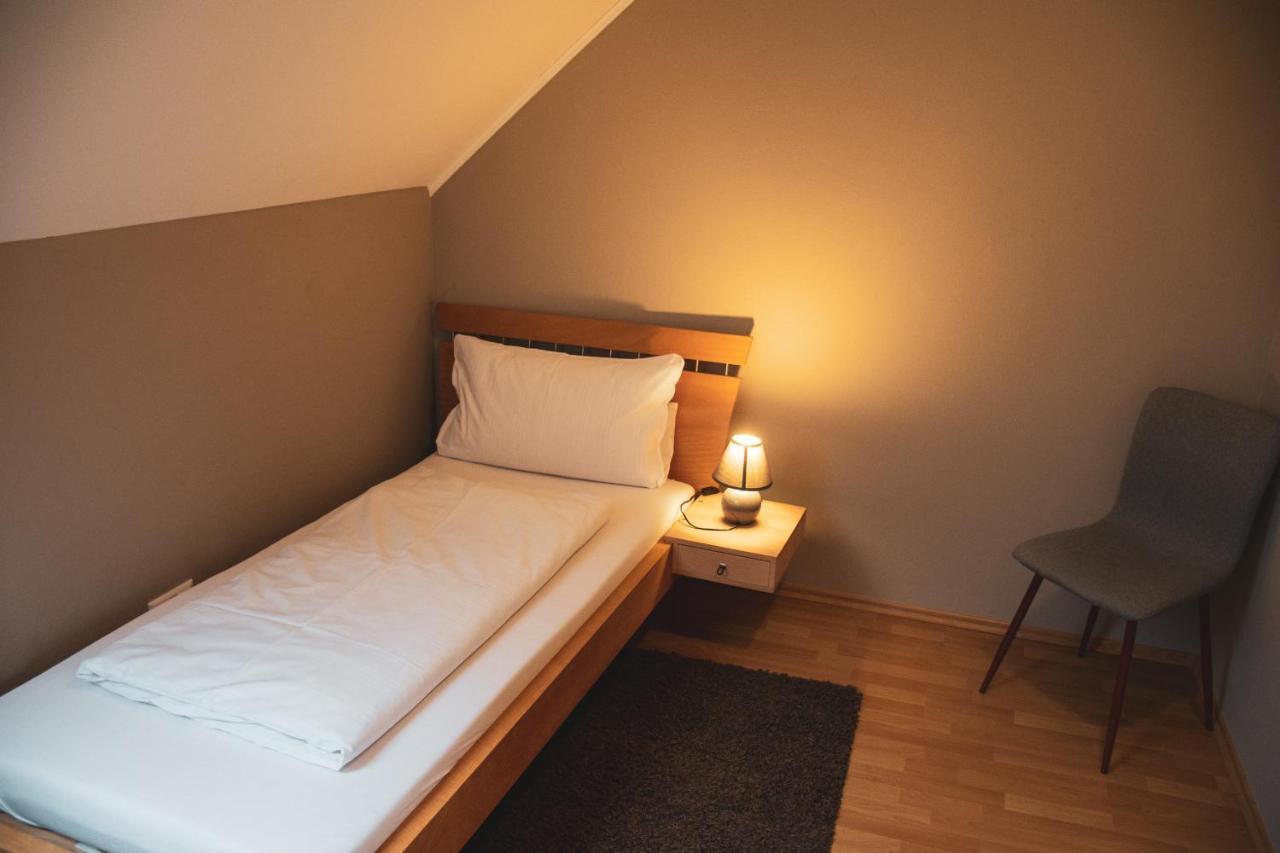 Hotel Fronhof Mettendorf ภายนอก รูปภาพ